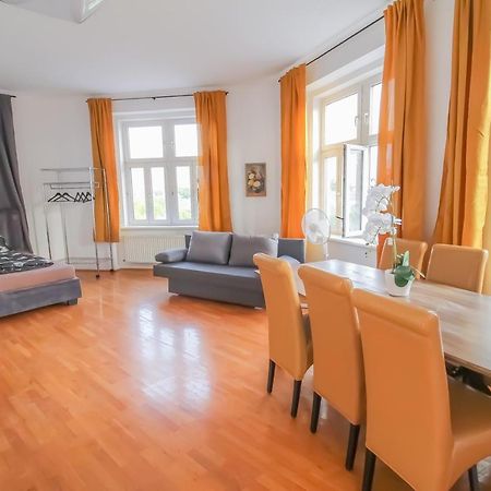 וינה Family 3 Bedroom Apartment Lv7 מראה חיצוני תמונה