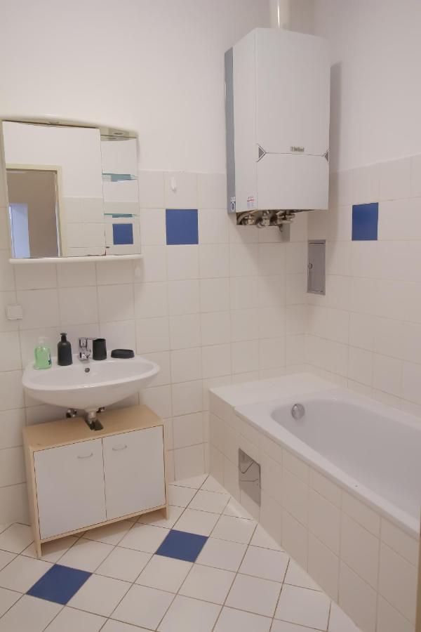 וינה Family 3 Bedroom Apartment Lv7 מראה חיצוני תמונה