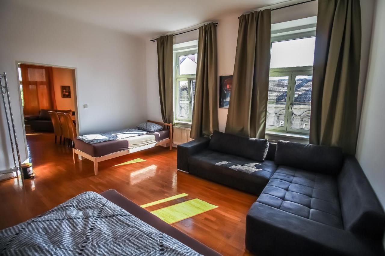 וינה Family 3 Bedroom Apartment Lv7 מראה חיצוני תמונה
